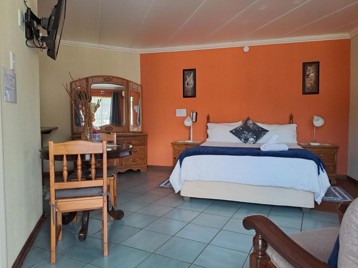 Amigos Bed & Breakfast - No Loadshedding Bed & Breakfast Mbombela Exterior photo