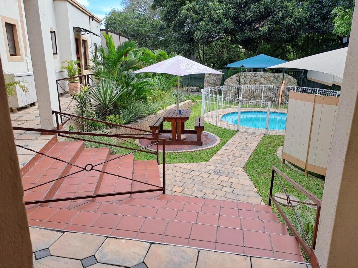 Amigos Bed & Breakfast - No Loadshedding Bed & Breakfast Mbombela Exterior photo