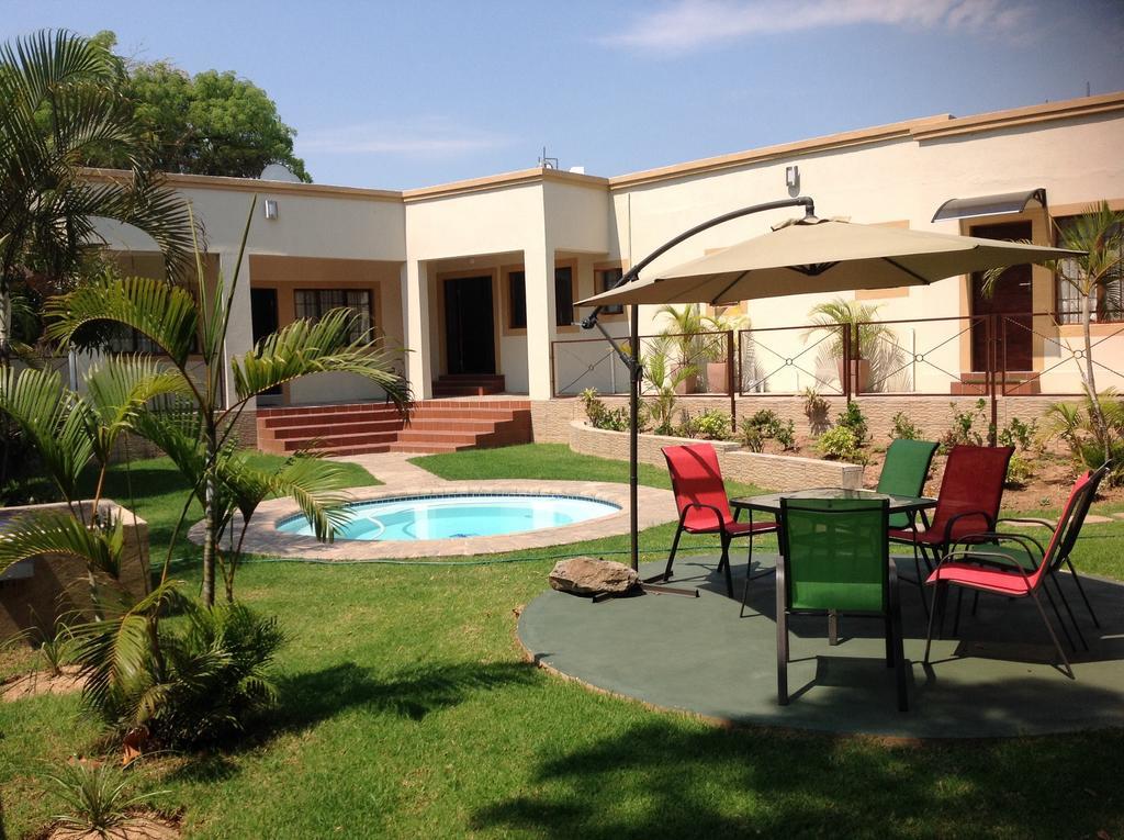 Amigos Bed & Breakfast - No Loadshedding Bed & Breakfast Mbombela Exterior photo